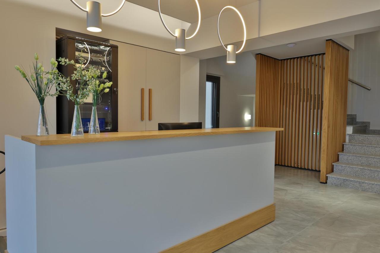 Four Reasons Aparthotel Paralia Katerinis Exterior photo