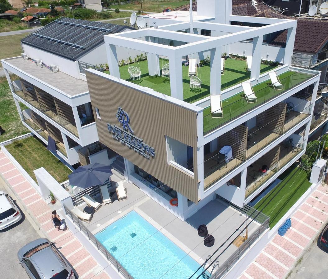 Four Reasons Aparthotel Paralia Katerinis Exterior photo