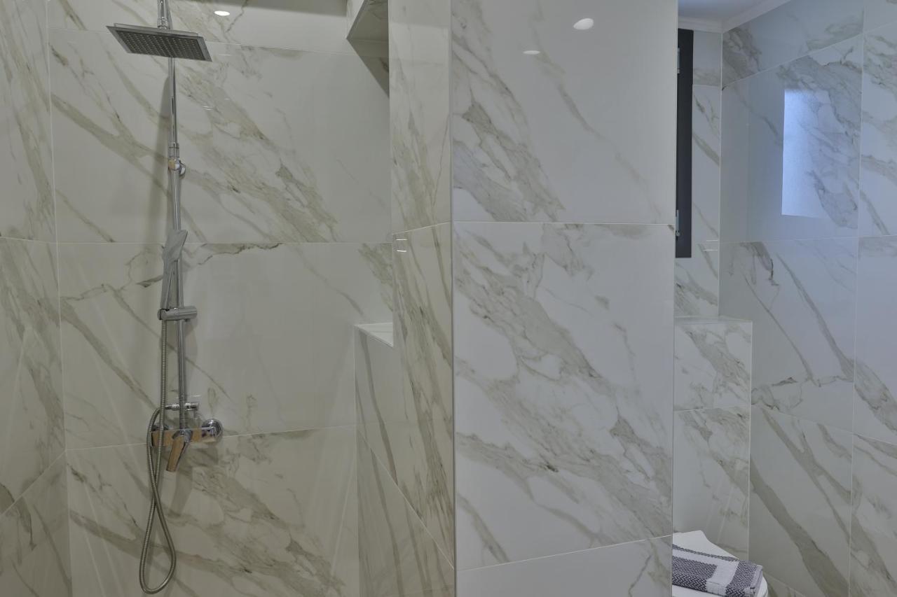 Four Reasons Aparthotel Paralia Katerinis Exterior photo