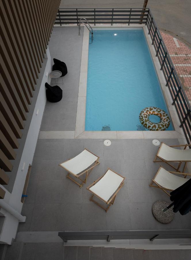 Four Reasons Aparthotel Paralia Katerinis Exterior photo