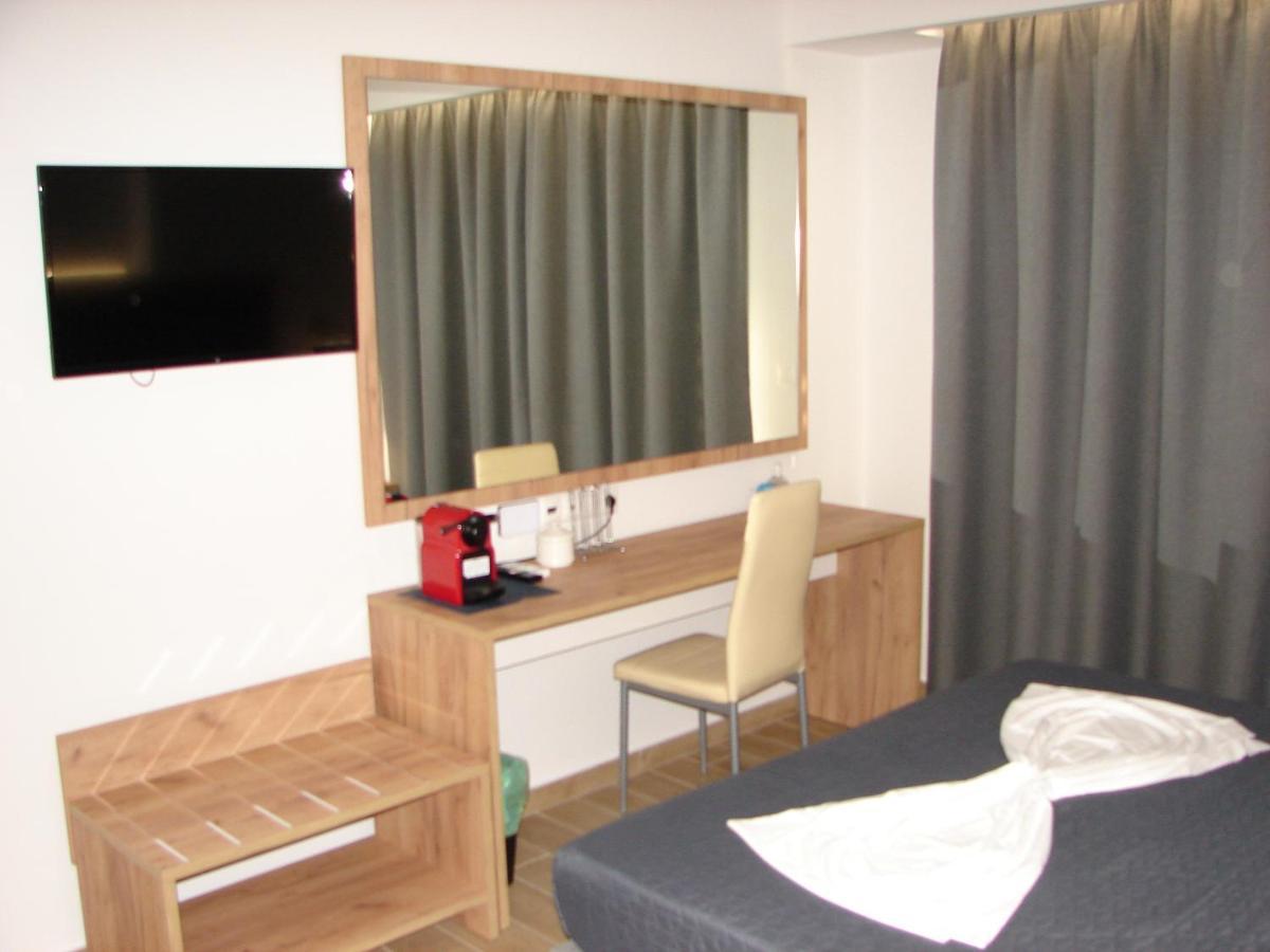 Four Reasons Aparthotel Paralia Katerinis Exterior photo