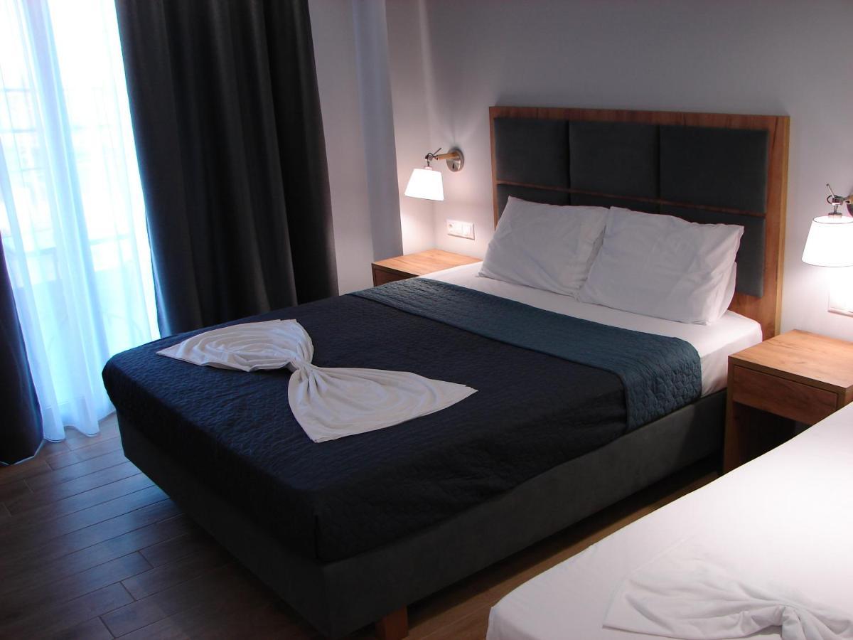 Four Reasons Aparthotel Paralia Katerinis Exterior photo